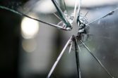 vilken skådespelare är misstänkt för kvinnofridskränkning
